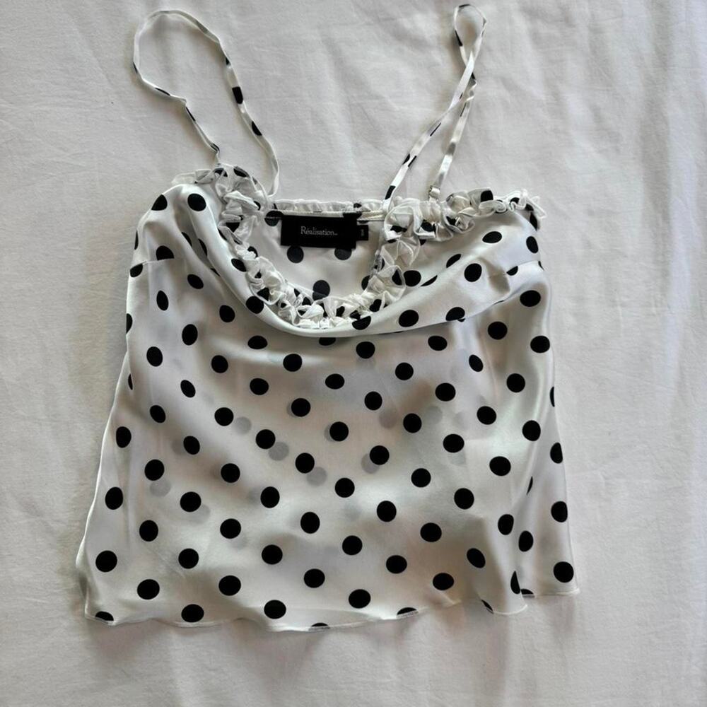 Realisation par white black cami